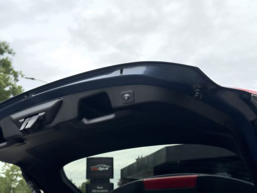 Ford Focus 1.0 AUT7 ECOBOOST HYBRID TITANIUM LEDER NAVI CAMERA DIGI-DASH APPLE-CARPLAY LED LMV PDC ActivLease financial lease