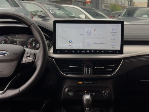 Ford Focus 1.0 AUT7 ECOBOOST HYBRID TITANIUM LEDER NAVI CAMERA DIGI-DASH APPLE-CARPLAY LED LMV PDC ActivLease financial lease