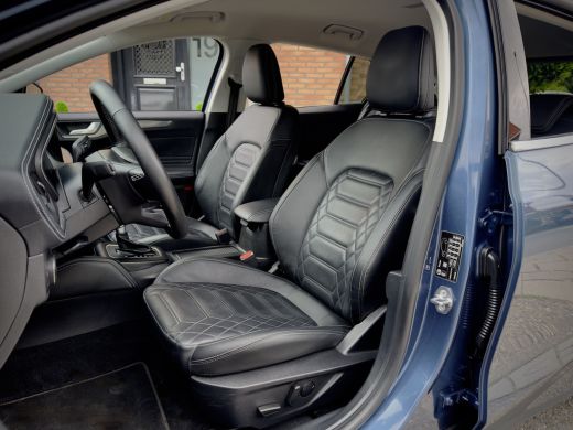 Ford Focus 1.0 AUT7 ECOBOOST HYBRID TITANIUM LEDER NAVI CAMERA DIGI-DASH APPLE-CARPLAY LED LMV PDC ActivLease financial lease