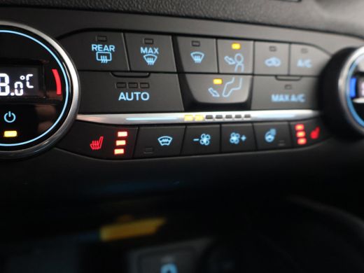 Ford Focus 1.5 ECOBLUE DIESEL + TREKHAAK | ADAPTIVE CRUISE | APPLE CARPLAY | STOELVERW. | CAMERA ActivLease financial lease