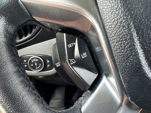 Ford Transit Connect 1.5 EcoBlue 100 PK / L2H1 / TREKHAAK / CAMERA / CRUISE / AIRCO / LICHTMETALEN VELGEN ActivLease financial lease