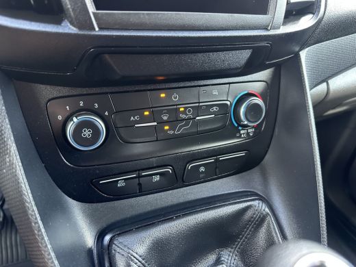 Ford Transit Connect 1.5 EcoBlue 100 PK / L2H1 / TREKHAAK / CAMERA / CRUISE / AIRCO / LICHTMETALEN VELGEN ActivLease financial lease