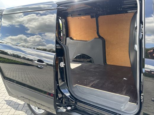 Ford Transit Connect 1.5 EcoBlue 100 PK / L2H1 / TREKHAAK / CAMERA / CRUISE / AIRCO / LICHTMETALEN VELGEN ActivLease financial lease