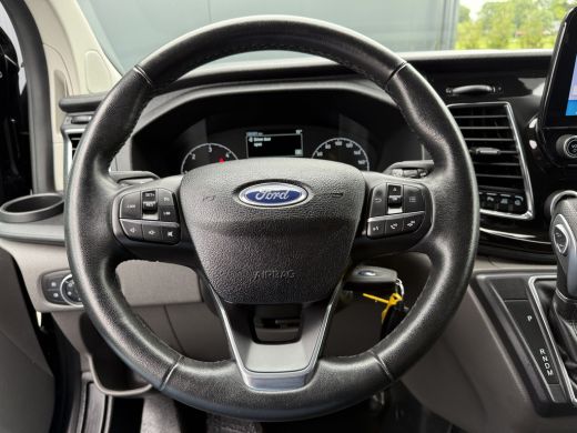 Ford Transit Custom 2.0 TDCI 130 PK AUTOMAAT LIMITED / L2H1 / 1e EIG. / TREKHAAK / CAMERA / 3-ZITS / LANE ASSIST / LED ActivLease financial lease