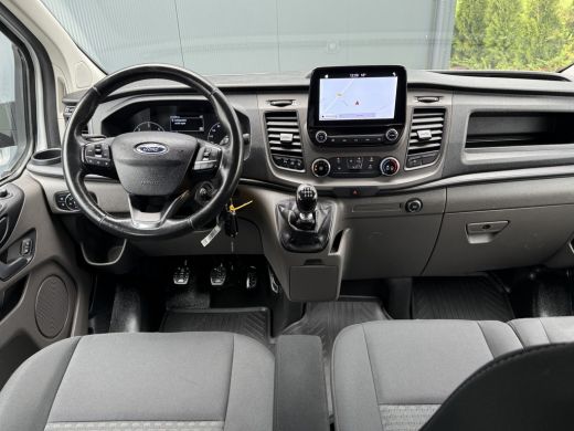 Ford Transit Custom 2.0 TDCI / L2H1 / DUBBELE CABINE / 1e EIG. / INRICHTING / TREKHAAK / CAMERA / 6-PERS. ActivLease financial lease