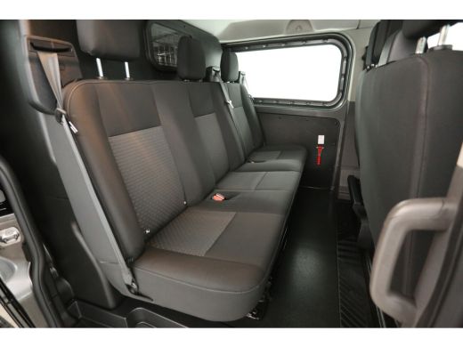 Ford Transit Custom 2.0 TDCI L2H1 Limited | DC | 6 Zits | Airco | Cruise | Carplay | 2800KG Trekgew. | Trekhaak | Par... ActivLease financial lease