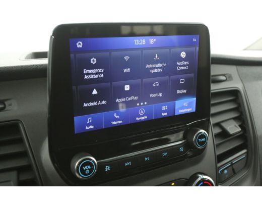 Ford Transit Custom 2.0 TDCI L2H1 Limited | DC | 6 Zits | Airco | Cruise | Carplay | 2800KG Trekgew. | Trekhaak | Par... ActivLease financial lease