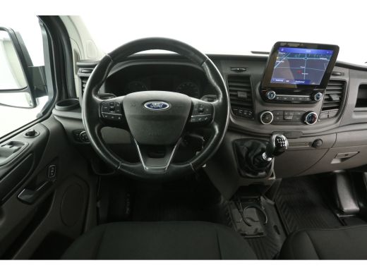 Ford Transit Custom 2.0 TDCI L2H1 Limited | DC | 6 Zits | Airco | Cruise | Carplay | 2800KG Trekgew. | Trekhaak | Par... ActivLease financial lease