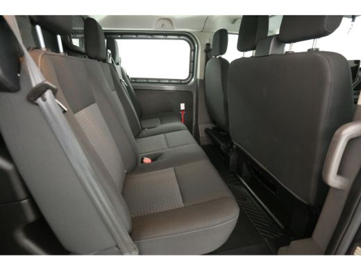 Ford Transit Custom 2.0 TDCI L2H1 Limited | DC | 6 Zits | Airco | Cruise | Carplay | 2800KG Trekgew. | Trekhaak | Par... ActivLease financial lease