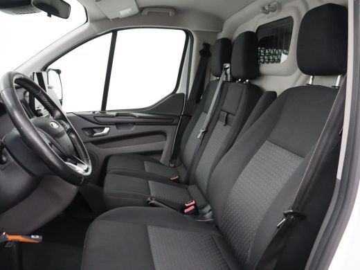 Ford Transit Custom 340 2.0 TDCI L1H2 Trend | 3 zitplaatsen | Stoelverwarming | Voorruitverwarming | Camera | PDC voo... ActivLease financial lease