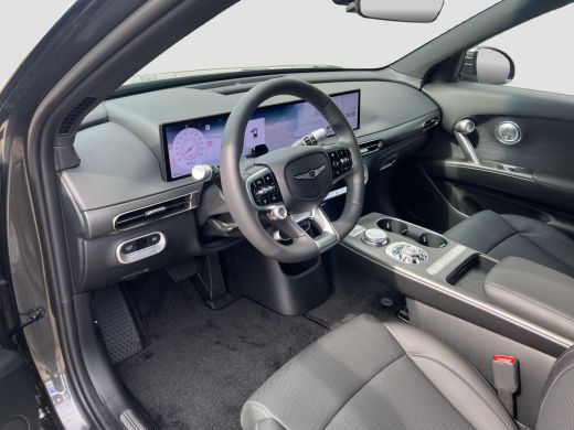 Genesis GV60 84 kWh 229pk First Edition | 360 Camera | Winterpakket | 19" Lichtmetaal | Parkeer Assistent | Ad... ActivLease financial lease
