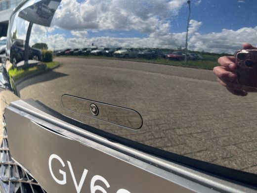 Genesis GV60 84 kWh 229pk First Edition | 360 Camera | Winterpakket | 19" Lichtmetaal | Parkeer Assistent | Ad... ActivLease financial lease