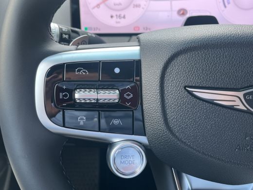 Genesis GV60 84 kWh 229pk First Edition | 360 Camera | Winterpakket | 19" Lichtmetaal | Parkeer Assistent | Ad... ActivLease financial lease