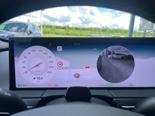Genesis GV60 84 kWh 229pk First Edition | 360 Camera | Winterpakket | 19" Lichtmetaal | Parkeer Assistent | Ad... ActivLease financial lease