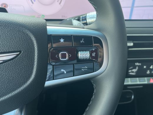 Genesis GV60 84 kWh 229pk First Edition | 360 Camera | Winterpakket | 19" Lichtmetaal | Parkeer Assistent | Ad... ActivLease financial lease