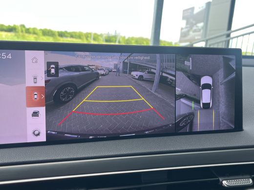 Genesis GV60 84 kWh 229pk First Edition | 360 Camera | Winterpakket | 19" Lichtmetaal | Parkeer Assistent | Ad... ActivLease financial lease