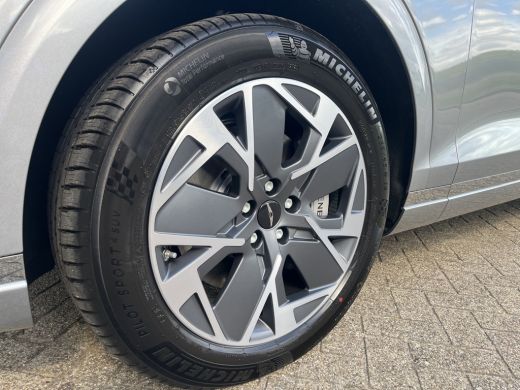 Genesis GV70 84 kWh 490pk AWD First Edition | 360 Camera | Winterpakket | 19" Lichtmetaal | Parkeer Assistent ... ActivLease financial lease