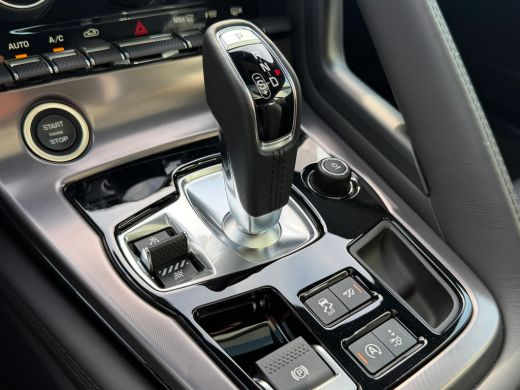 Jaguar F-Type P575 AWD R 75 | Alcantara hemel | Sportuitlaat | Performance Seats |  | Koel/verwarmbare stoelen ActivLease financial lease