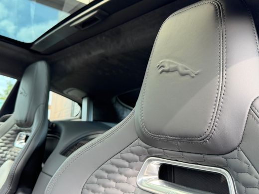 Jaguar F-Type P575 AWD R 75 | Alcantara hemel | Sportuitlaat | Performance Seats |  | Koel/verwarmbare stoelen ActivLease financial lease