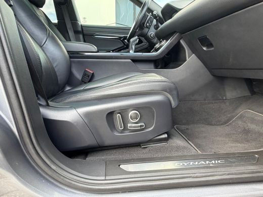 Land Rover Range Rover Evoque P300e AWD R-Dynamic S | Black Pack | Cold Climate | Pano | 20 Inch | 360gr camera | Meridian | Ke... ActivLease financial lease