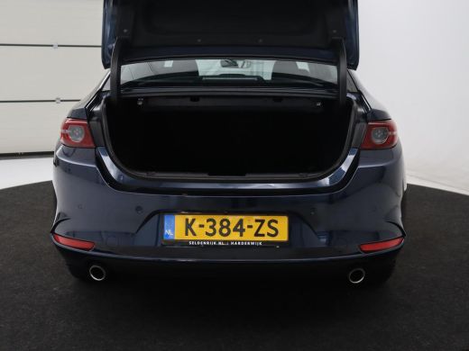 Mazda 3 2.0 e-SkyActiv-G M Hybrid 122 Comfort | Head-Up | Adaptive cruise | Camera | Carplay | Stuurverwa... ActivLease financial lease