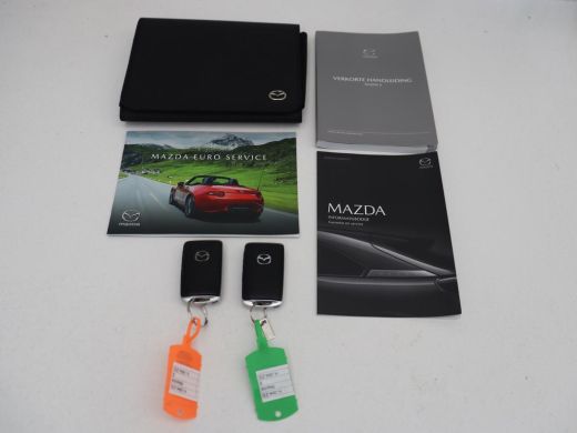 Mazda 3 2.0 e-SkyActiv-G M Hybrid 122 Comfort | Head-Up | Adaptive cruise | Camera | Carplay | Stuurverwa... ActivLease financial lease