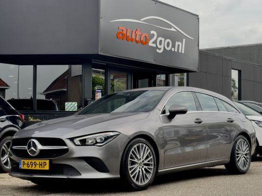 Mercedes-Benz CLA Shooting Brake 180 AUT7 SOLUTION LUXURY. VOL-LEDER 18 INCH-LMV NAVI CAMERA DIGI-DASH LED PDC ActivLease financial lease