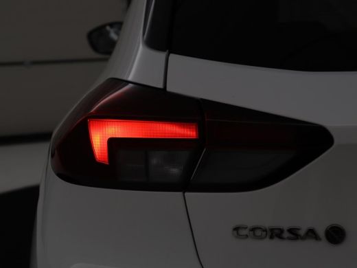 Opel Corsa-e Edition 50 kWh | SOH 93,1% | Carplay | Camera | Parkeerhulp | Cruise control | Climate control | ... ActivLease financial lease
