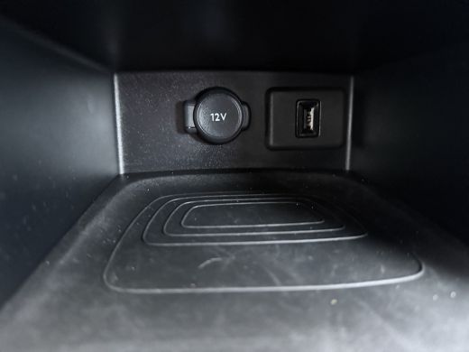 Opel Grandland 1.6 Turbo Plug-In Hybrid Level 4 / Navigatie / Camera / Parkeersensoren / Carplay / Dodehoek / LE... ActivLease financial lease