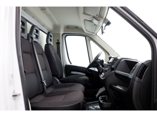 Opel Movano 2.2D 140pk Bakwagen met laadklep 1.060kg laadvermogen 07-2022 ActivLease financial lease
