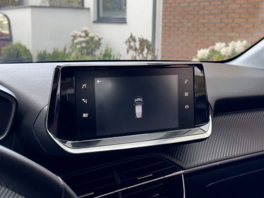 Peugeot 208 1.2 AUT8 ALLURE NAVI AIRCO APPLE-CARPLAY LED LMV PDC ActivLease financial lease