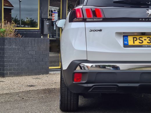Peugeot 3008 1.6 BLUE-HDI GT-Line PANODAK SPORTLEDER 19 INCH-LMV NAVI CAMERA LED  PDC ORG.127d.KM!!! ActivLease financial lease