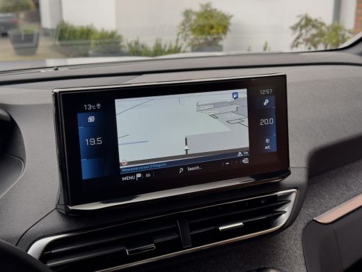 Peugeot 5008 1.2 AUT8 ALLURE-PACK 7PERS DESIGNO-LEDER NAVI CAMERA DIGI-DASH APPLE-CARPLAY LED LMV PDC ActivLease financial lease