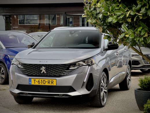 Peugeot 5008 1.2 AUT8 ALLURE-PACK 7PERS DESIGNO-LEDER NAVI CAMERA DIGI-DASH APPLE-CARPLAY LED LMV PDC ActivLease financial lease