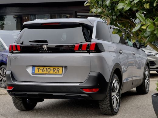 Peugeot 5008 1.2 AUT8 ALLURE-PACK 7PERS DESIGNO-LEDER NAVI CAMERA DIGI-DASH APPLE-CARPLAY LED LMV PDC ActivLease financial lease