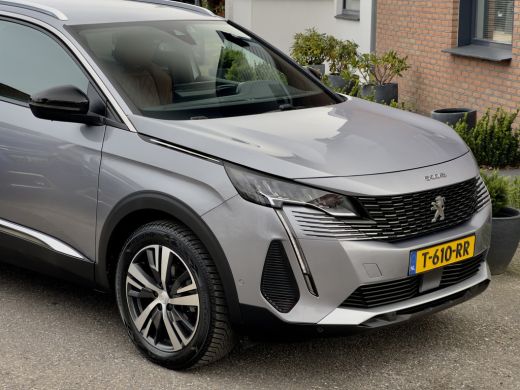 Peugeot 5008 1.2 AUT8 ALLURE-PACK 7PERS DESIGNO-LEDER NAVI CAMERA DIGI-DASH APPLE-CARPLAY LED LMV PDC ActivLease financial lease