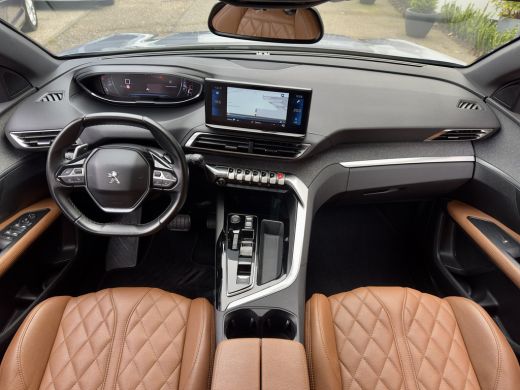 Peugeot 5008 1.2 AUT8 ALLURE-PACK 7PERS DESIGNO-LEDER NAVI CAMERA DIGI-DASH APPLE-CARPLAY LED LMV PDC ActivLease financial lease