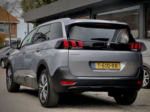 Peugeot 5008 1.2 AUT8 ALLURE-PACK 7PERS DESIGNO-LEDER NAVI CAMERA DIGI-DASH APPLE-CARPLAY LED LMV PDC ActivLease financial lease