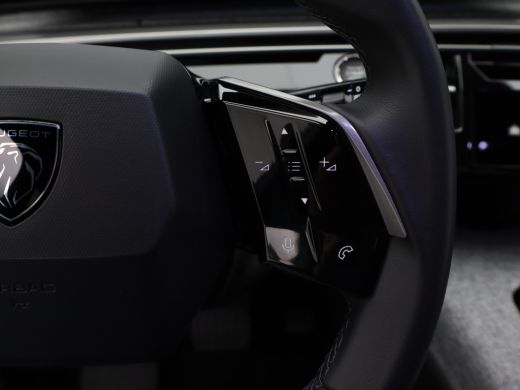 Peugeot 5008 1.2 Hybrid 136 Allure | 2 stoelen op derde rij | Achteruitrijcamera | Apple Carplay/Android Auto|... ActivLease financial lease