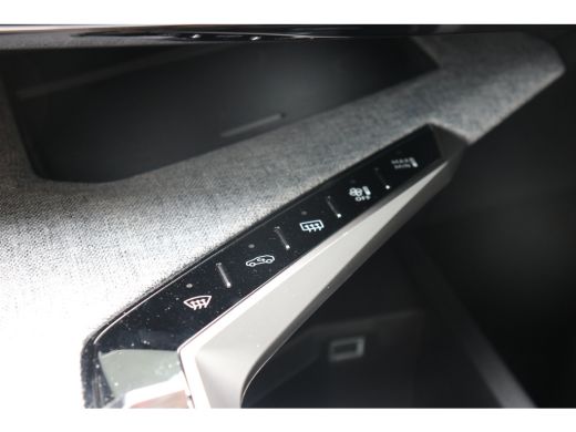 Peugeot e-3008 Allure Avantage 210 73 kWh | Navi | Warmtepomp | Trekhaak | Stoelverw. | Dodehoek | Keyless | Cam... ActivLease financial lease