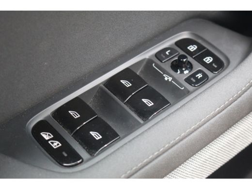 Polestar 2 Standard Range Single Motor 63kWh | Camera | Ele. Achterklep | Stoelverw. | Carplay | Keyless | L... ActivLease financial lease