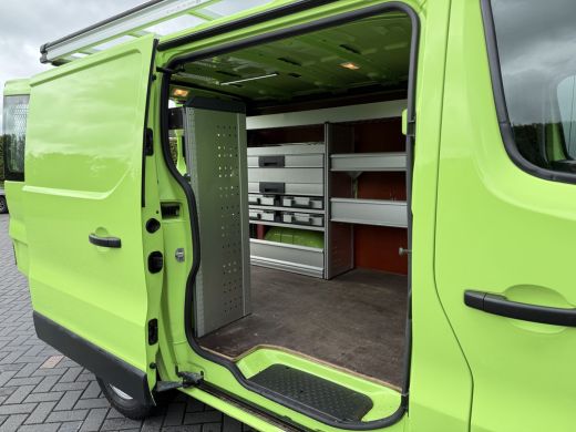 Renault Trafic 1.6 dCi / L1H1 / 1e EIG. / BOTT INRICHTING / TREKHAAK / IMPERIAAL / 3-ZITS / AIRCO / CRUISE / NAVI ActivLease financial lease