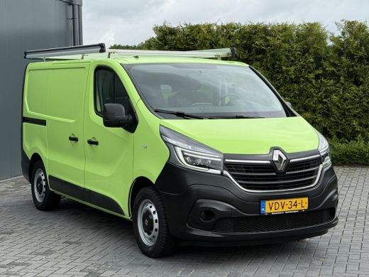 Renault Trafic 1.6 dCi / L1H1 / 1e EIG. / BOTT INRICHTING / TREKHAAK / IMPERIAAL / 3-ZITS / AIRCO / CRUISE / NAVI ActivLease financial lease