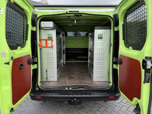 Renault Trafic 1.6 dCi / L1H1 / 1e EIG. / BOTT INRICHTING / TREKHAAK / IMPERIAAL / 3-ZITS / AIRCO / CRUISE / NAVI ActivLease financial lease
