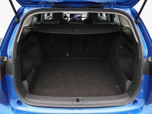 Skoda Enyaq iV 80 245 Pk | Stoel/Stuurverwarming | Trekhaak | Camera | Cruise Control | Half Leer | Warmtepomp |... ActivLease financial lease