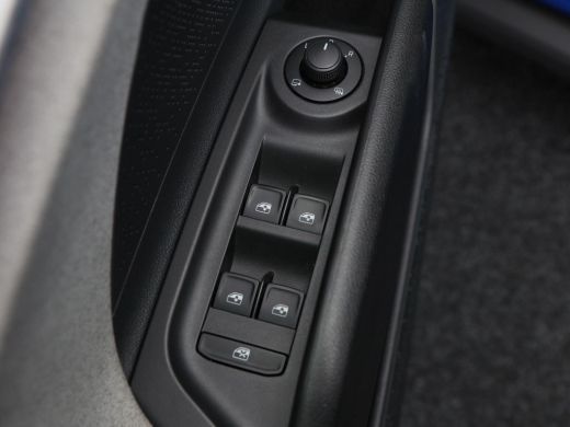 Skoda Enyaq iV 80 245 Pk | Stoel/Stuurverwarming | Trekhaak | Camera | Cruise Control | Half Leer | Warmtepomp |... ActivLease financial lease