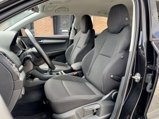 Skoda Karoq 1.0 TSI EDITION DESIGNO-INT NAVI AIRCO APPLE-CARPLAY PARK-ASSIST LED LMV PDC ActivLease financial lease
