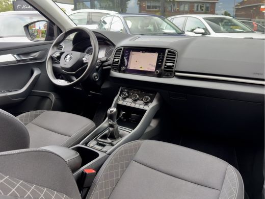 Skoda Karoq 1.0 TSI EDITION DESIGNO-INT NAVI AIRCO APPLE-CARPLAY PARK-ASSIST LED LMV PDC ActivLease financial lease