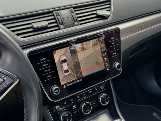 Skoda Superb 1.4 TSI iV AUT6 EDITION PLUS PANODAK LEDER NAVI CAMERA DIGI-DASH APPLE-CARPLAY LED LMV PDC ActivLease financial lease