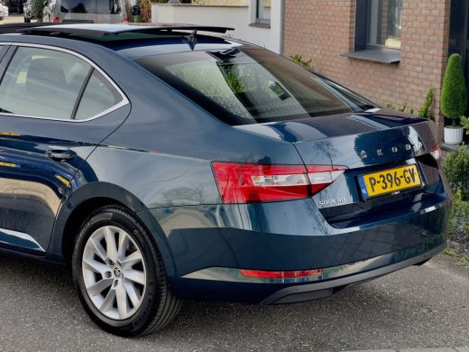 Skoda Superb 1.4 TSI iV AUT6 EDITION PLUS PANODAK LEDER NAVI CAMERA DIGI-DASH APPLE-CARPLAY LED LMV PDC ActivLease financial lease